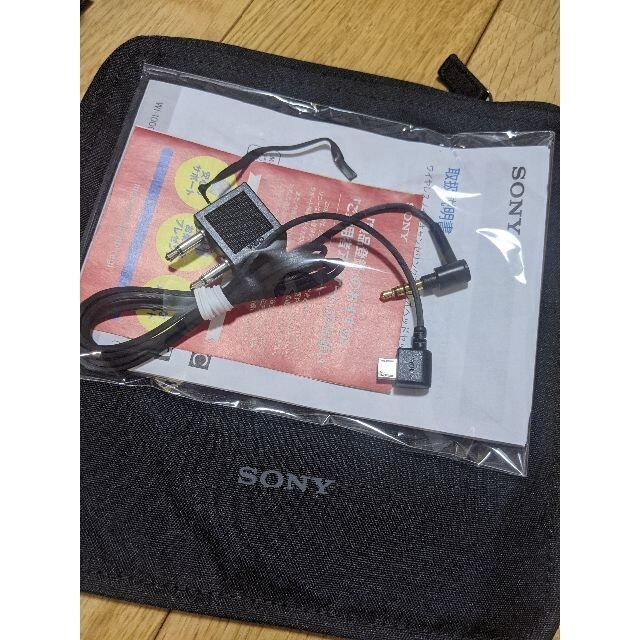 SONY(ソニー)の【大幅割引！】WI-1000X ブラック + 専用ケース スマホ/家電/カメラのオーディオ機器(ヘッドフォン/イヤフォン)の商品写真