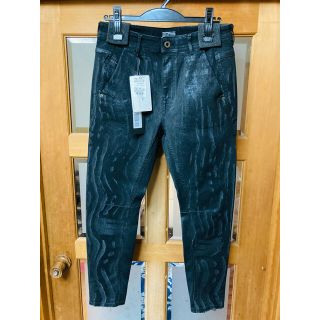 ディーゼル(DIESEL)の【新品未使用・タグ有り国内正規品】DIESEL BLACK GOLD デニム(デニム/ジーンズ)