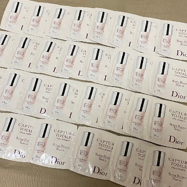 Christian Dior(クリスチャンディオール)のディオール カプチュール トータル   セル ENERGY スーパーセラム コスメ/美容のスキンケア/基礎化粧品(美容液)の商品写真