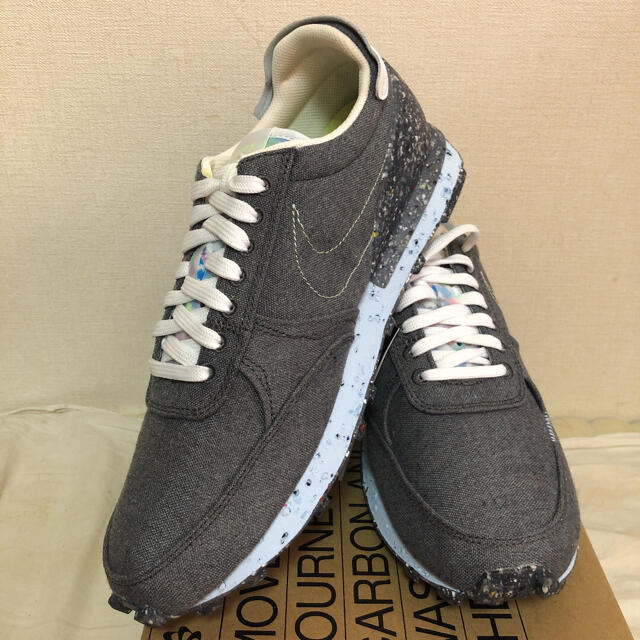 新品ナイキスニーカーNIKE