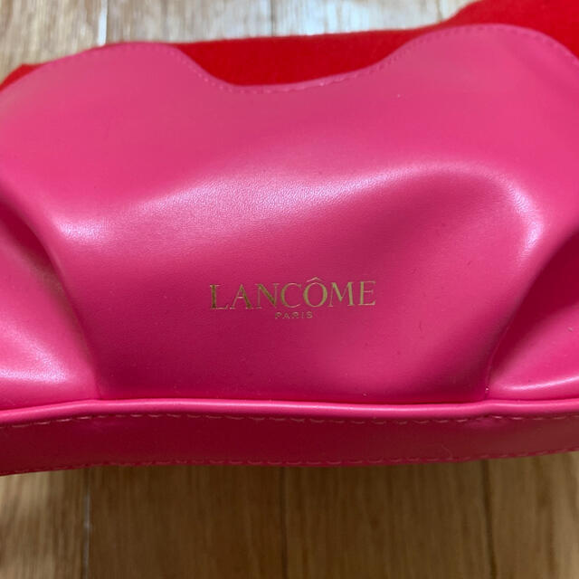 LANCOME(ランコム)のランコム LANCOME　ポーチ 犬 ノベルティ 限定　新品未使用 レディースのファッション小物(ポーチ)の商品写真