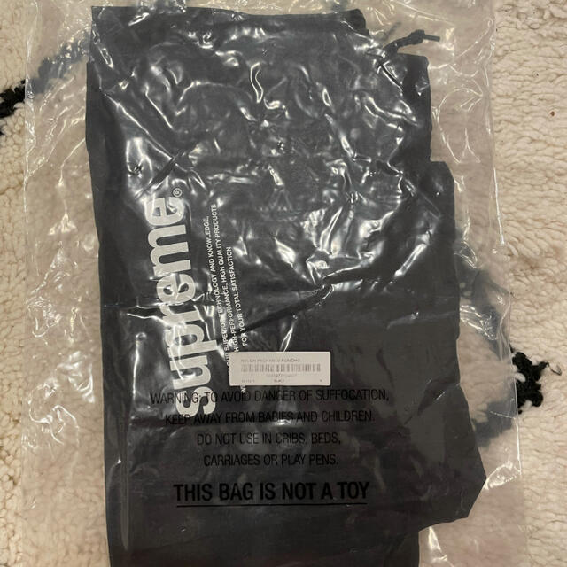 Supreme(シュプリーム)のSupreme  nylon packable poncho メンズのジャケット/アウター(ポンチョ)の商品写真