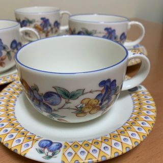 ロイヤルドルトン(Royal Doulton)のロイヤルドルトン　タングルウッド　4客(グラス/カップ)