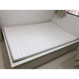 イケア(IKEA)のIKEA ダブルベッド　MALM マルム ホワイト(ダブルベッド)