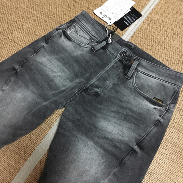 G-STAR RAW - 再値下げ G-STAR Scutar 3D Slim Tapered ジーンズの通販