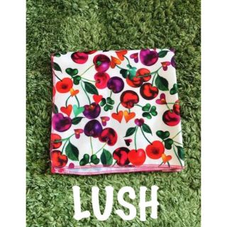 ラッシュ(LUSH)のLUSHのチェリー柄風呂敷(バンダナ/スカーフ)