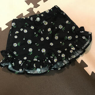 プティマイン(petit main)のアプレレクール 花柄 フリル キュロット スカート 黒 100(パンツ/スパッツ)