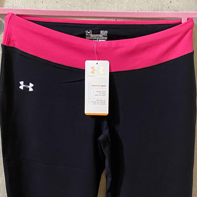 UNDER ARMOUR(アンダーアーマー)の★アンダーアーマー★ヨガ パンツ ヨガパンツ ピンク SM/Pサイズ 新品 スポーツ/アウトドアのトレーニング/エクササイズ(ヨガ)の商品写真