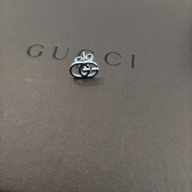 Gucci(グッチ)の☆美品専用☆GUCCI グッチ K18 ピアス 片耳 レディースのアクセサリー(ピアス)の商品写真