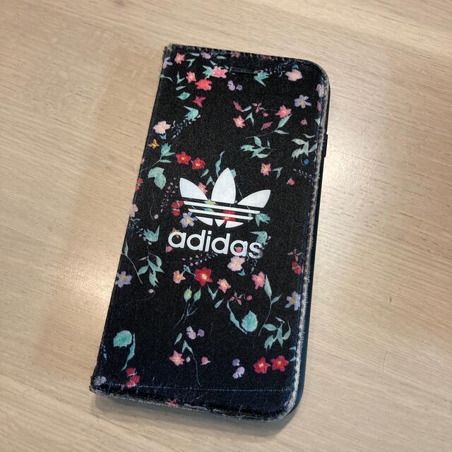 adidas(アディダス)のiPhone8 iPhonese 対応　スマホカバー スマホ/家電/カメラのスマホアクセサリー(iPhoneケース)の商品写真