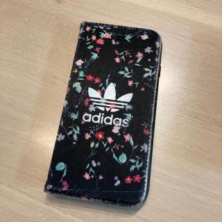 アディダス(adidas)のiPhone8 iPhonese 対応　スマホカバー(iPhoneケース)