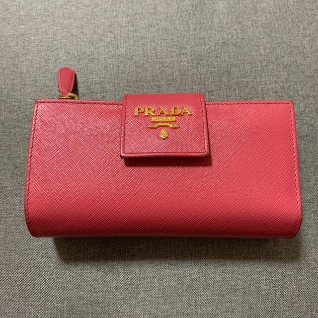 PRADA プラダファッション小物