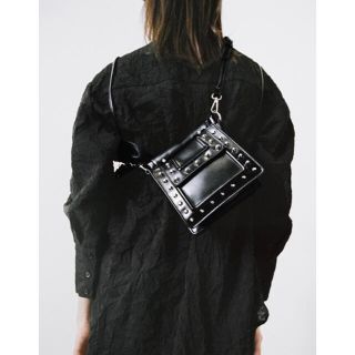 ザラ(ZARA)の【ZARA】スタッズショルダーバッグ  新品(ショルダーバッグ)