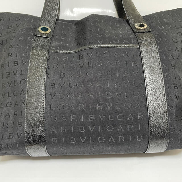 ブルガリ ロゴマニア キャンバス トートバッグ ブラック レッド ポーチ