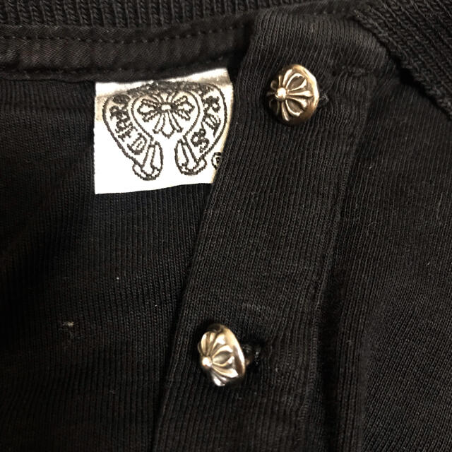 Chrome Hearts(クロムハーツ)のクロムハーツ　純正　ボタン　ポロシャツ　シャツ用 ハンドメイドの素材/材料(各種パーツ)の商品写真