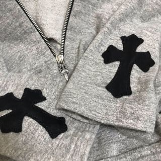 クロムハーツ(Chrome Hearts)のクロムハーツ　純正　クロスパッチ　2枚 ダガー　ファスナー1個(各種パーツ)