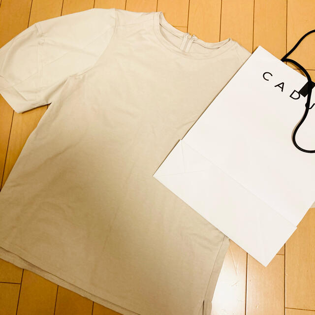 Mystrada(マイストラーダ)の即購入可能⭐︎CADUNE カデュネ　デザインカットソー　ブラウス レディースのトップス(シャツ/ブラウス(半袖/袖なし))の商品写真