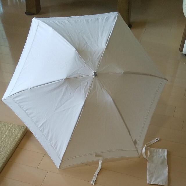 PRIVATE LABEL(プライベートレーベル)の日傘 ベージュ レディースのファッション小物(傘)の商品写真