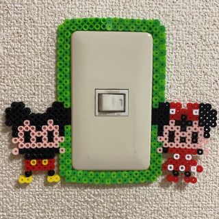 ディズニー　ミッキー　ミニー　アイロンビーズ　スイッチ　ハンドメイド　(キャラクターグッズ)