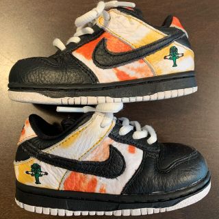 NIKE  SB ダンクlow RAYGUNS 13cm トドラー　TD