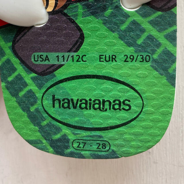 havaianas(ハワイアナス)の新品　スーパーマリオ　ハワイアナス　サンダル　ビーチサンダル　18cm キッズ/ベビー/マタニティのキッズ靴/シューズ(15cm~)(サンダル)の商品写真