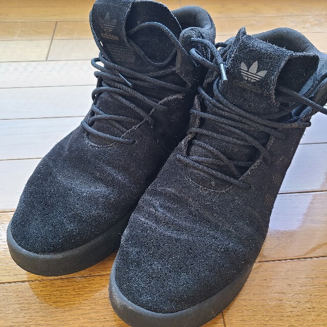 アディダス adidas TUBULAR INVADER チュブラーインベーダー