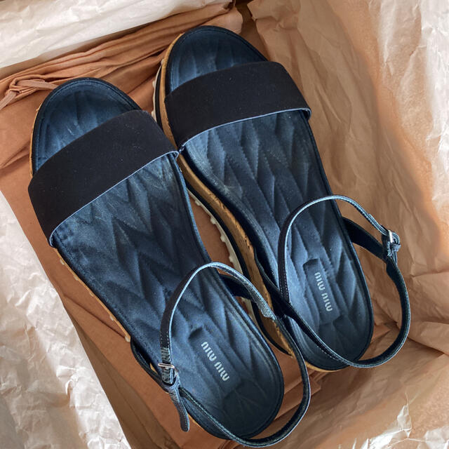 miumiu(ミュウミュウ)のmiu miu 細ストラップ sandal レディースの靴/シューズ(サンダル)の商品写真