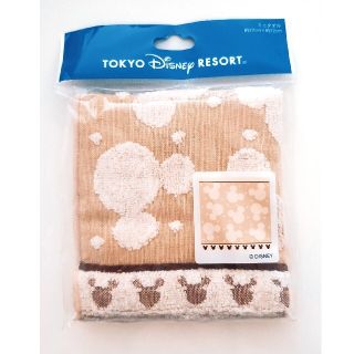 【新品】ディズニー ミニタオル ベージュ ハンカチ Disney 22×22(ハンカチ)