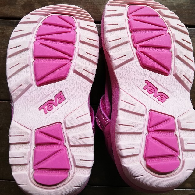 Teva(テバ)のteva 幼児サンダル　15㎝ キッズ/ベビー/マタニティのキッズ靴/シューズ(15cm~)(サンダル)の商品写真