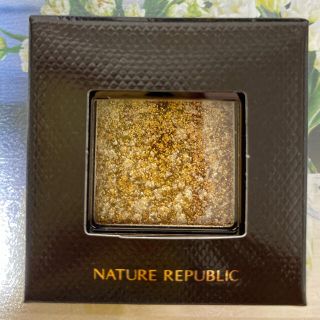 ネイチャーリパブリック(NATURE REPUBLIC)のネイチャーリパブリック　 トゥインクル　ジェムストーングリッター　 アンバー(アイシャドウ)