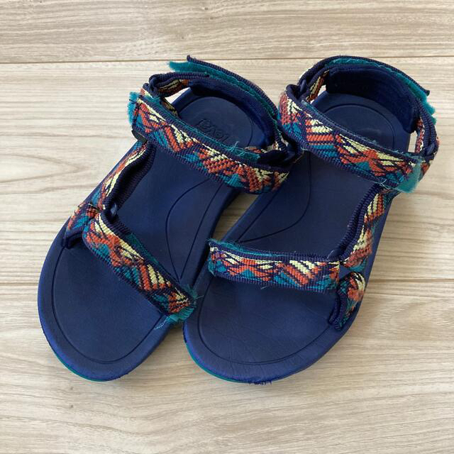 Teva(テバ)の【R.com様専用】Teva キッズ　ストラップサンダル　15.0㎝ キッズ/ベビー/マタニティのキッズ靴/シューズ(15cm~)(サンダル)の商品写真