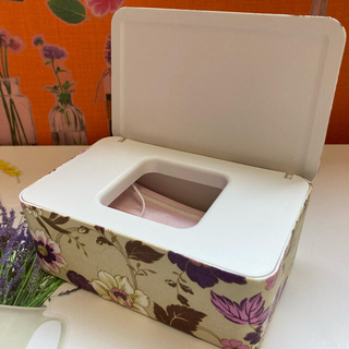 ムジルシリョウヒン(MUJI (無印良品))の無印良品　紫花　ウェットティッシュ　マスクケース　デコパージュ(ティッシュボックス)