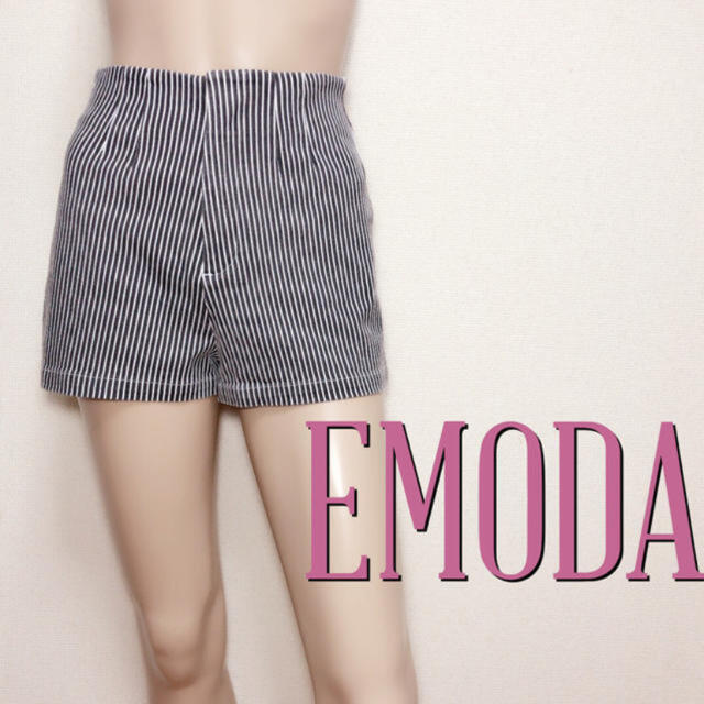 EMODA(エモダ)の超小尻♪エモダ ハイウエスト ストレッチショートパンツ♡ザラ デュラス レディースのパンツ(ショートパンツ)の商品写真