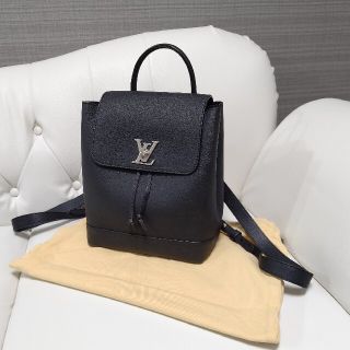 ルイヴィトン(LOUIS VUITTON)の美品 LOUIS VUITTON  ロックミーバックパック 黒 ブラック(リュック/バックパック)