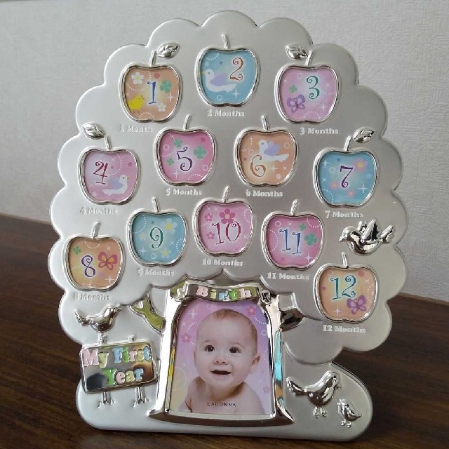 赤ちゃん 月齢 フォトフレーム 写真立て キッズ/ベビー/マタニティのメモリアル/セレモニー用品(フォトフレーム)の商品写真
