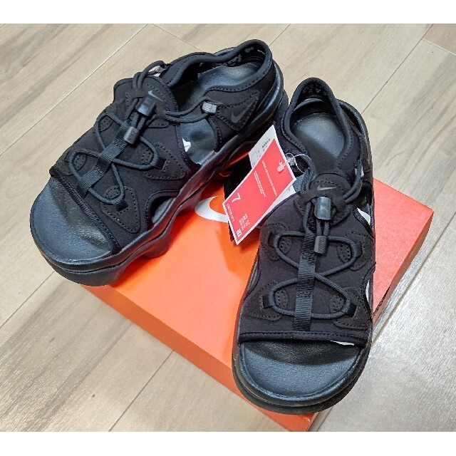 NIKE(ナイキ)の24cm。NIKE AIR MAX KOKO SANDAL WMNS "BLAC レディースの靴/シューズ(サンダル)の商品写真