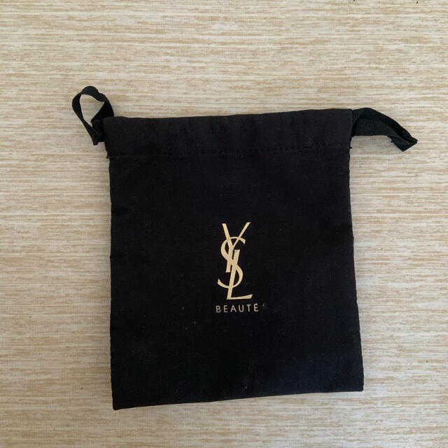 Yves Saint Laurent Beaute(イヴサンローランボーテ)のイブサンローラン　ポーチ レディースのファッション小物(ポーチ)の商品写真