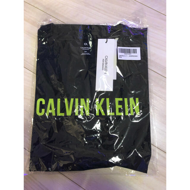 Calvin Klein(カルバンクライン)のたけ1326様 レディースのトップス(Tシャツ(半袖/袖なし))の商品写真