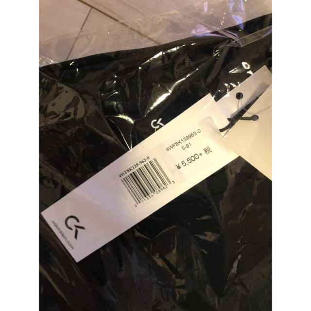 Calvin Klein(カルバンクライン)のたけ1326様 レディースのトップス(Tシャツ(半袖/袖なし))の商品写真