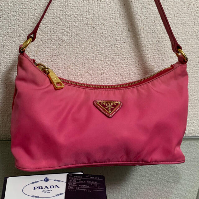 PRADA ミニ バッグ ピンクの通販 by J.J.Store.|プラダならラクマ - プラダ アクセサリーポーチ 好評HOT