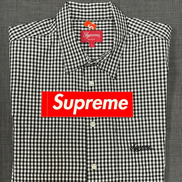 Supreme(シュプリーム)の黒 L Supreme Gingham S/S Shirt メンズのトップス(シャツ)の商品写真