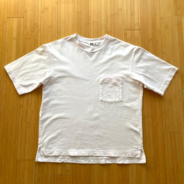 UNIQLO(ユニクロ)のメンズ　ユニクロTシャツ薄ピンク メンズのトップス(Tシャツ/カットソー(半袖/袖なし))の商品写真