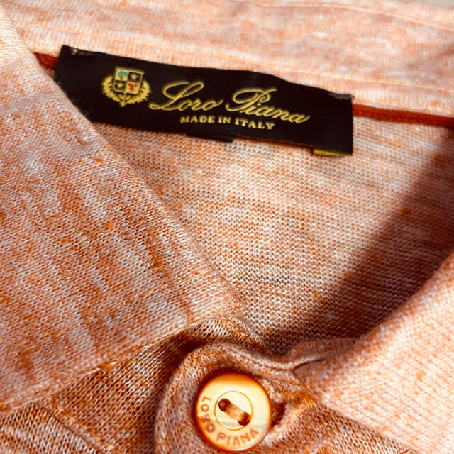 LORO PIANA(ロロピアーナ)の未使用　ロロピアーナ　麻　ポロシャツ　オレンジ×ホワイト　Sサイズ メンズのトップス(ポロシャツ)の商品写真