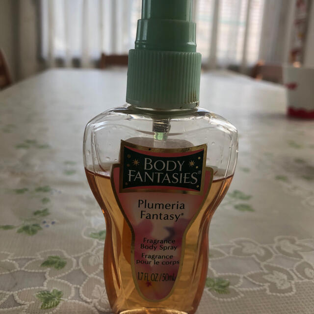 BODY FANTASIES(ボディファンタジー)のボディファンタジー ボディスプレー プルメリア(50ml) コスメ/美容の香水(その他)の商品写真