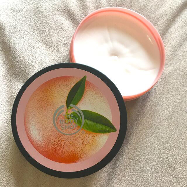 THE BODY SHOP(ザボディショップ)のTHE BODY SHOP ボディバター ピンクグレープフルーツ コスメ/美容のボディケア(ボディクリーム)の商品写真