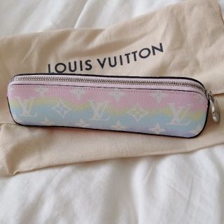 ルイヴィトン(LOUIS VUITTON)のルイヴィトン　エスカル　ペンケース(ペンケース/筆箱)