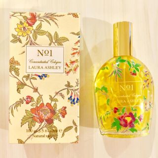 ローラ アシュレイ No.1 オードパルファム 60ml  廃盤レア　香水