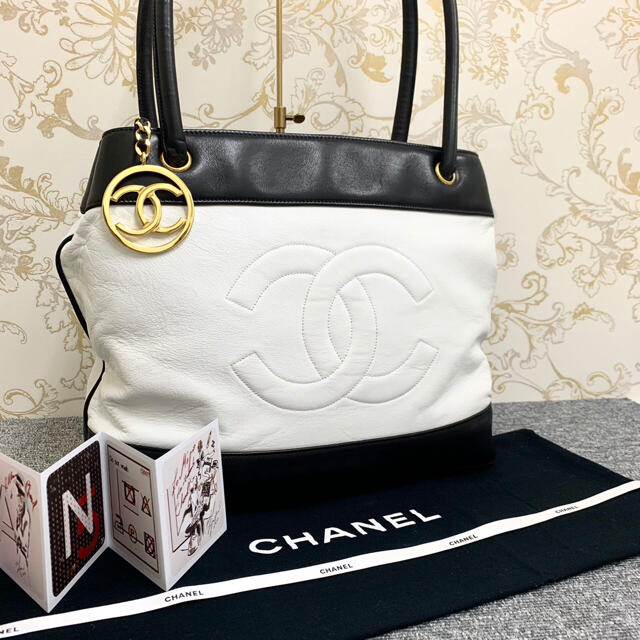 バッグ✴︎極美品　CHANEL ＊ シャネル　バイカラー　デカココ　トートバッグ