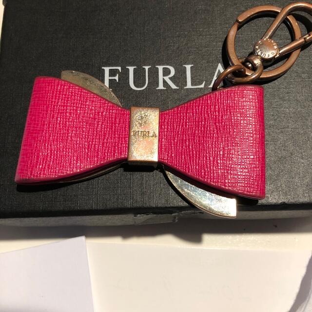 Furla(フルラ)のFURLAリボンキーホルダー レディースのファッション小物(キーホルダー)の商品写真