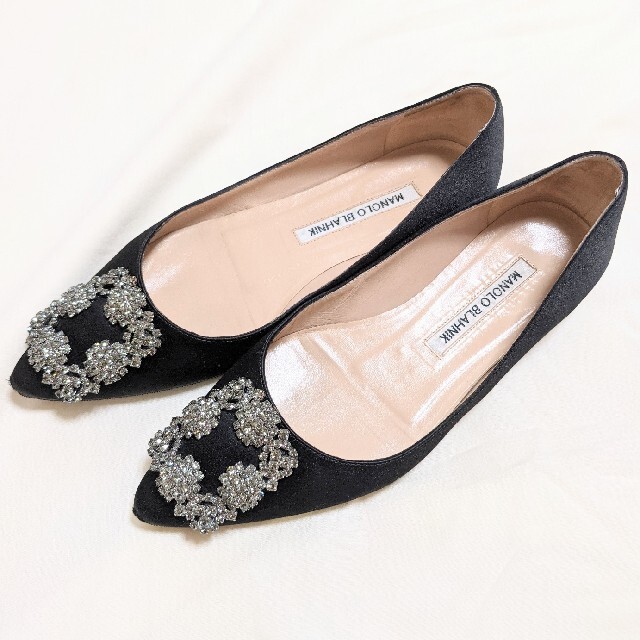 MANOLO BLAHNIK  マノロブラニク ハンギシ　黒　フラット　37